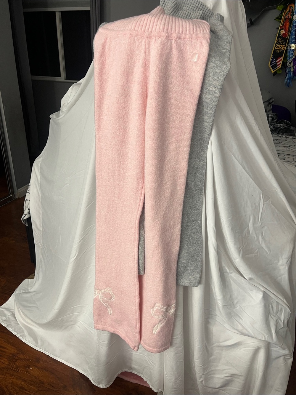 Aeropostale Pink Fleece Kids Joggers with Bow Embroidery